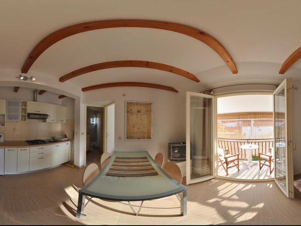 Apartments Cala Biograd Na Moru Room photo